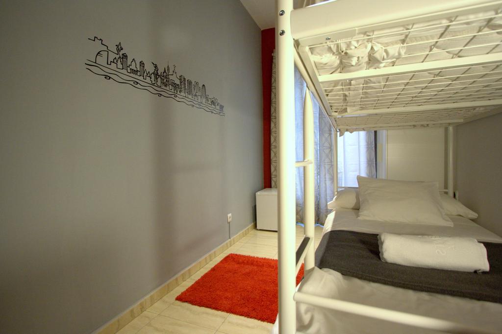 Hostel Artistic Barcelona Værelse billede